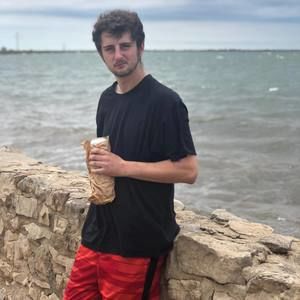 Meet your Posher, Eric